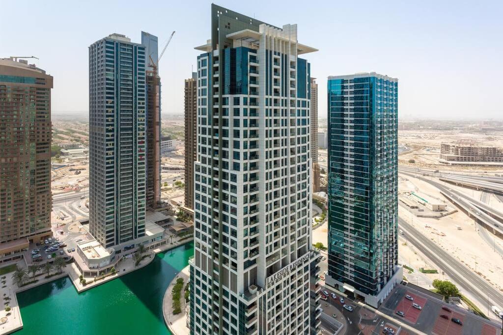 Lake View Jlt - Lovely Apartment In Dubai Bagian luar foto
