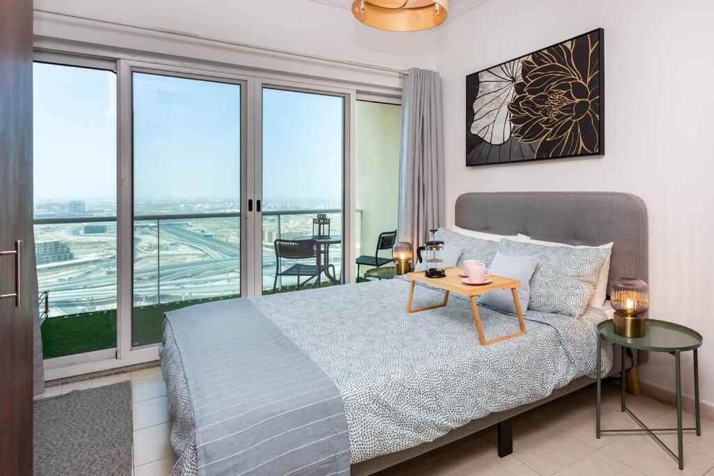 Lake View Jlt - Lovely Apartment In Dubai Bagian luar foto